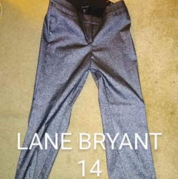 Womens Clothes - Picture 3 of 8